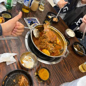 뼈있다감자탕 사진