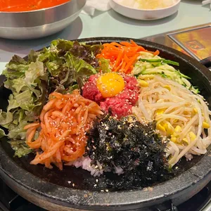 꾸석지돌판한우 사진