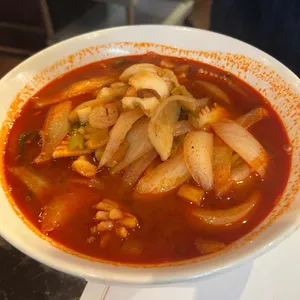 시옌 사진