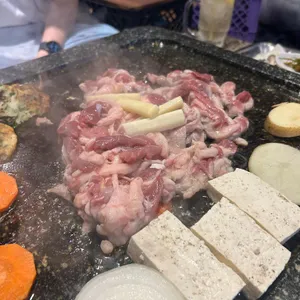 자주오리돌판구이 사진