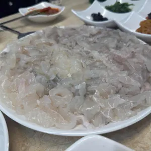 갯마을횟집 사진 1