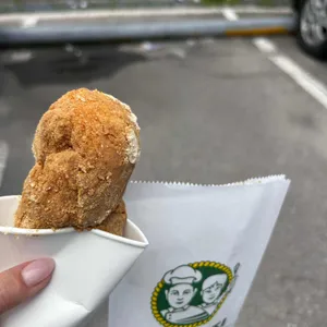 꽈배기진 사진