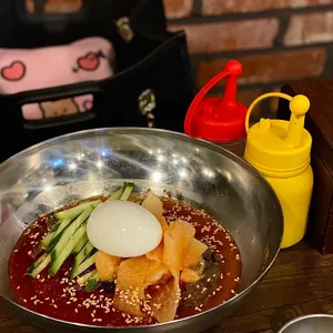 신중돈 사진