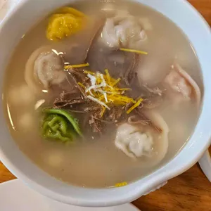 자하손만두 사진