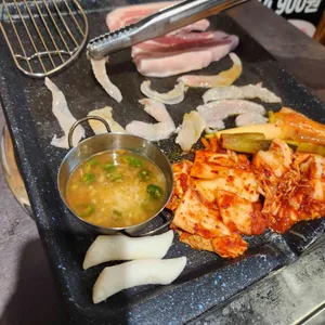 광돈 사진