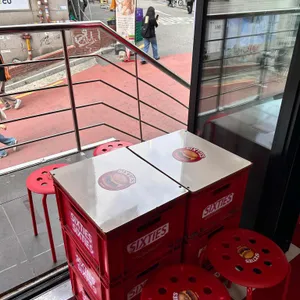 식스티즈 리뷰 사진