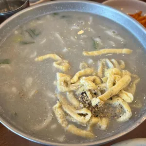 삽다리칼국수 사진