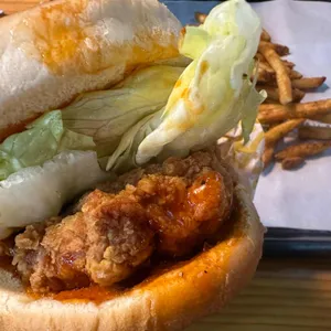맘스터치 사진