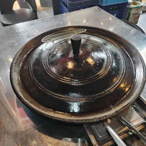 솥창고 사진