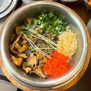 솥뜨락 사진