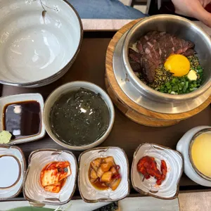 솥뜨락 사진