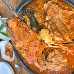 청년감자탕순대국 사진