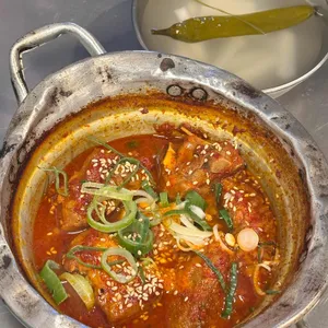 넙딱집 사진