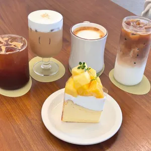 카페 염원 사진
