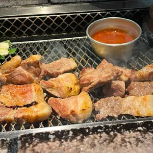 산청숯불가든 사진