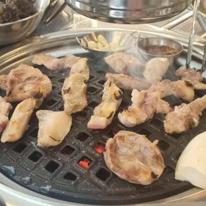 낭만뒷고기 사진