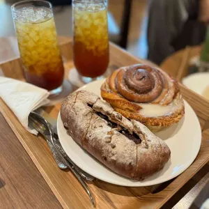 파라스파라 델리 사진