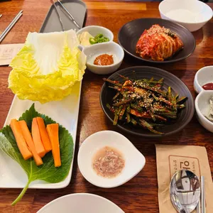 봄날객잔 사진