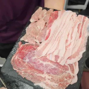일석돌구이식당 사진