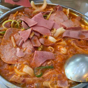 이태리부대찌개 사진