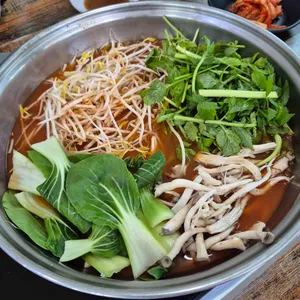 퐁당퐁당샤브칼국수 사진