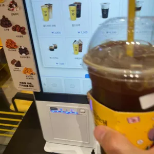 컴포즈커피 리뷰 사진