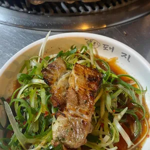 엠제이돼지 대표 사진