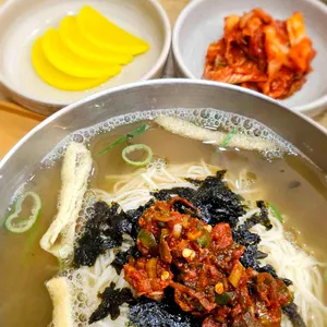 탑 국수집 사진