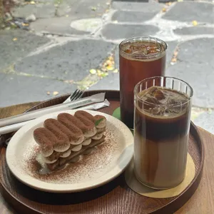 플로리안 사진