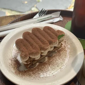 플로리안 사진