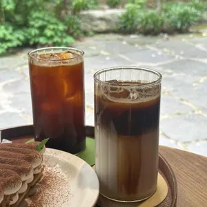 플로리안 사진