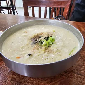 백일칼국수 사진