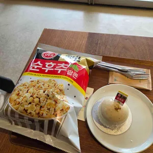 모모스커피 사진
