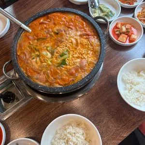 석기정돌솥부대찌개 사진
