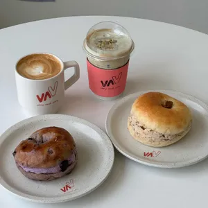 VAV 사진