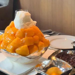 더 라이브러리 사진