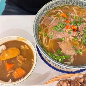 화화돈 사진