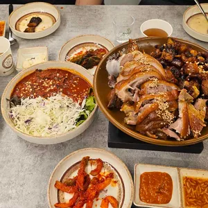 내인생최고의족발 사진