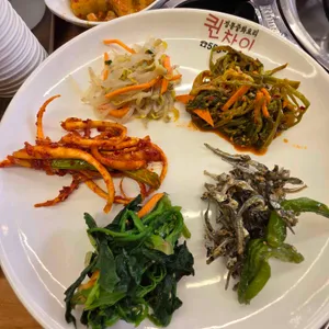 푸짐한뼈다귀감자탕 사진