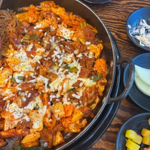 유가네닭갈비 사진