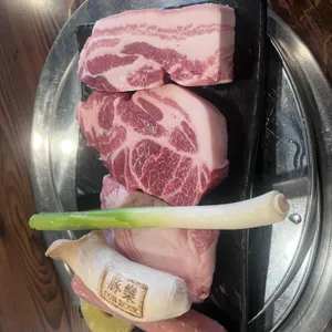 돈락 사진