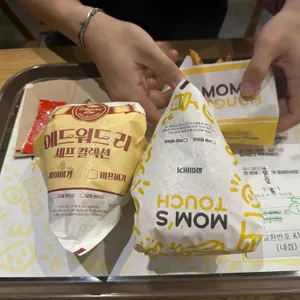 맘스터치  사진