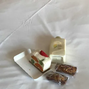 오프더월 사진