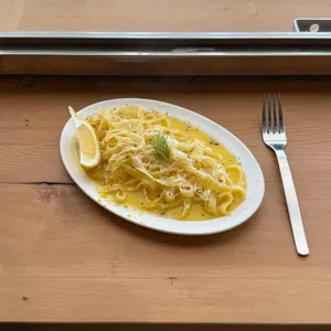 런치 사진