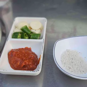 드럼통 참숯 석쇠구이 사진