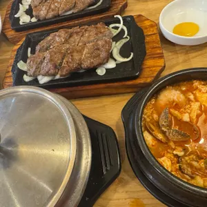 돌깨마을 맷돌순두부 사진