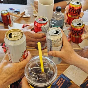 BBQ치킨 빌리지 사진