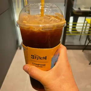 컴포즈커피 사진