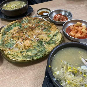 24시전주콩각시콩나물국밥 사진