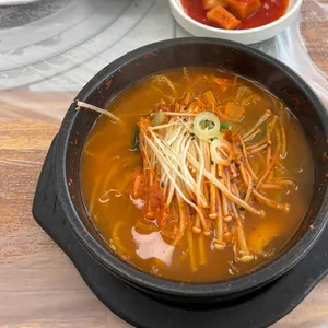 정일품 사진